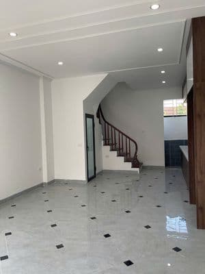 Nhà 4 tầng Tiền Yên Sơn Đồng, ô tô đỗ cửa, sát Vành đai 4