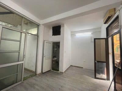 Cho thuê nhà ngõ 48 Hàng Bài, Cửa Nam, Hà Nội