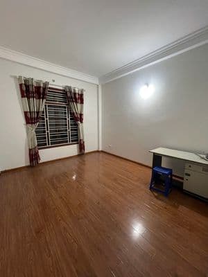 Cho thuê nhà Bùi Xương Trạch, 50m2 x 4 tầng, 4 ngủ