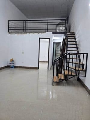 Cho thuê nhà C4 Ngọc Trục Đại Mỗ, 50m2 có gác xép