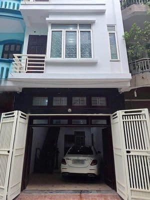 Cho thuê nhà riêng 60m² 5 tầng, 5m mặt tiền, 8m đường, Đống Đa