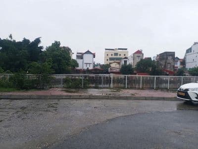 Nhà 6 tầng LK Giếng Sen, Lê Trọng Tấn, view bể bơi