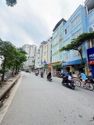 Bán nhà mặt phố 7 tầng view KĐT Đại Kim, 30.x tỷ
