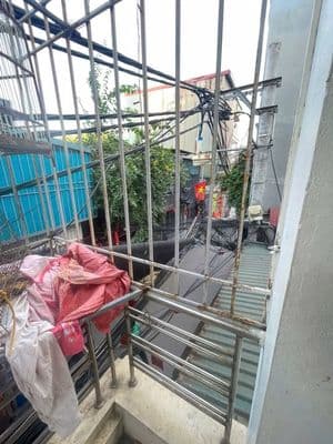 Cho thuê nhà ngõ 207 Bùi Xương Trạch, Thanh Xuân, HN - ô tô tránh