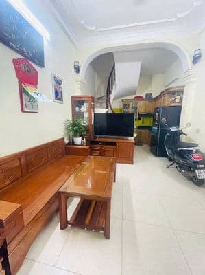 Cho thuê nhà 5 tầng nguyên căn giá rẻ Bưu điện Hà Đông