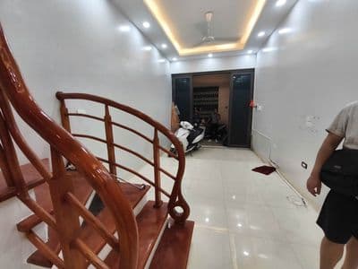 Cho thuê nhà phố Trương Định, 43m2, 3 tầng, 3 ngủ, 11.5tr/tháng