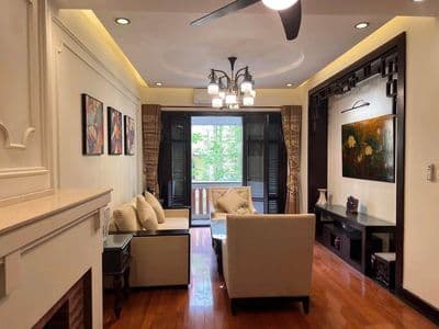 Cho thuê Biệt thự Tô Ngọc Vân, Tây Hồ, Gara ô tô