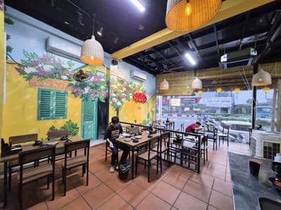 Cho thuê mặt bằng 100m2 mặt tiền 9m phố Hồng Tiến, 2 tầng, 64tr/th