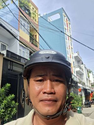 Chủ ngộp - 2 tầng- dt 4 x19m - gần lê trog tấn