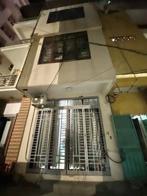 Cho thuê nhà 3.5 tầng 38m2 Trương Định, Tương Mai, Ô tô đỗ cửa