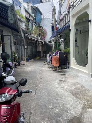 Phú Thọ Hòa Tân Phú Giáp Tân Bình hẻm 4m 3 tầng 4.5x10m chỉ 5,95 tỷ TL