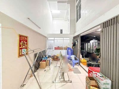 Nhà trệt cho thuê Hẻm 4m Âu Dương Lân. P3.Q8- DT: 7m x 10m.Giá 8tr/1th