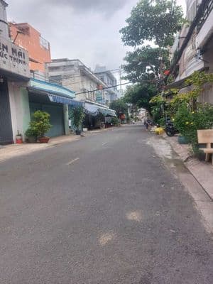 Cho thuê nhà hẻm 6m thông khu khuông việt, quận tân phú. giáp q11 & tb