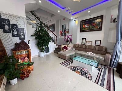 NHÀ ĐẸP 4 TẦNG // 7 TỶ Đã hoàn công cách chợ ĐL 1.5km
