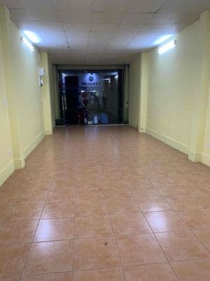 Cho thuê nhà mặt tiền ông ích khiêm - quận 11, 3 tầng, 4 x 17m