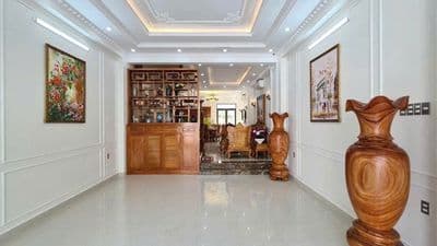 Cho thuê nhà đường d7 - kdc phạm hữu lầu , quận 7 .