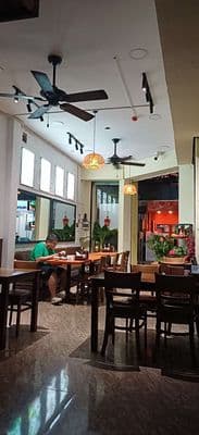 Cho thuê MB đường Cống Quỳnh