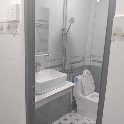 Nhà mới xây cho thuê