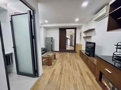 Chdv 1pn tách bếp full nội thất ngay hoàng sa - trường sa - thang máy