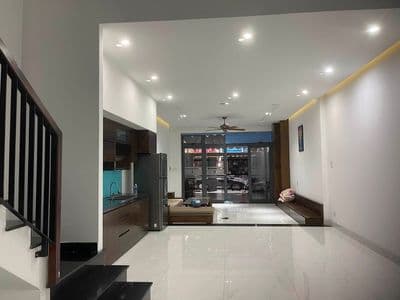 Nhà 3 tầng 6 phòng ngủ full nội thất đường Đoàn Khuê, Nam Việt Á