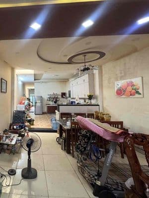 Hương lộ 2 Bình Tân DT 4,35x33m giá chỉ 7,9 tỷ .Hẻm 6m.