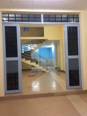Nhà 3Tầg, 4x17, hxh đỗ cửa, ngay trục Kinh Dương Vương, 5.x Tỷ xíu(TL)