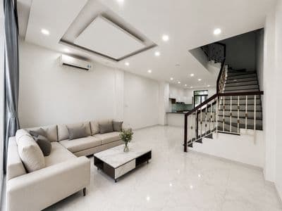 Cho thuê nhà phố tây tứ trạch mới giá 32 triệu 5pn 5wc, lakeview city
