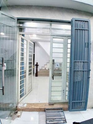 Nhà Mặt Tiền Hẻm Thông 3m x 6m 1lầu 2pn 2wc