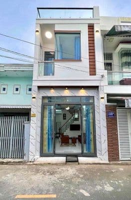 C.g - cho thuê nhà trệt lầu full nội thất hẻm 115 đường cmt8