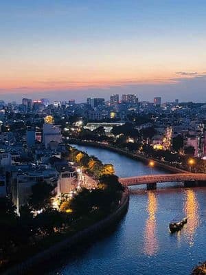 Bán căn góc view 2 mặt sông thoáng mát