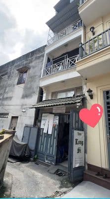 chính chủ gởi bán căn hẻm ba gác Trần Bình Trọng p2Q5 dt