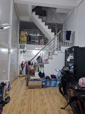 Nhà cho thuê Hương Lộ 2, BTĐ (2 lầu 3PN 3WC) hẻm 8m nhà trống ở ngay