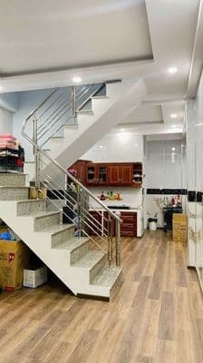 Cho Thuê nhà 2 Lầu Ni Sư Huỳnh Liên p10 Tân Bình
