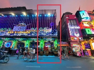 Cho thuê nhà góc 2mt bùi viện quận 1 4 tầng, kinh doanh tự do