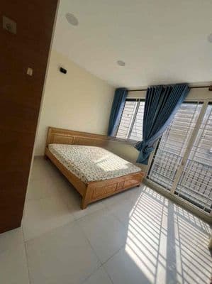 Nhà mới 4pn đầy đủ nội thất phan đăng lưu