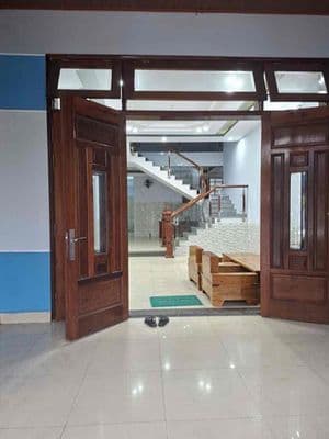 Cho thuê nhà 2 tầng đường 7m5 lý nhân tông gần phan đăng