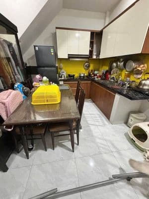 Bán nhà 61m2 full thổ cư, 2PN, 2WC, đường 3m