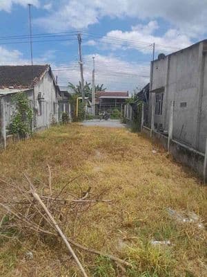 Đất SHR Dt 251,8m2 tc 100m2