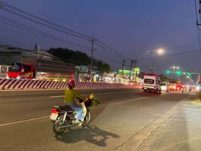 Bán đất mặt tiền QL 13, Hòa Lợi, Bến Cát, Bình Dương
