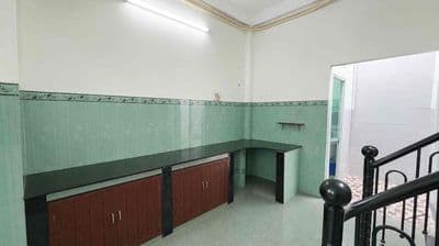 Q11- 6pn -8x20 hẻm xe tải