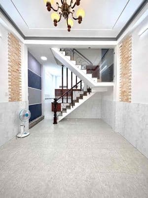 Bán Nhà Lê Văn Quới -DT 34m2-2 phòng ngủ-Chính Chủ Sổ Hồng Riêng
