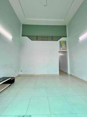 Cho Thuê Nhà DT 100m2 1Trệt 1Lửng 3Pn 2Wc Sân Xe Máy Hẻm Ôtô Ngã Tư Ga