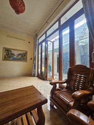 Cho Thuê … Khu vuc mân thái sơn trà . NHÀ 2 TẦNG RƯỠI
