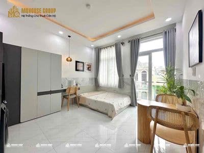 Căn hộ dịch vụ mới xây full nội thất ban công ngay trường chinh