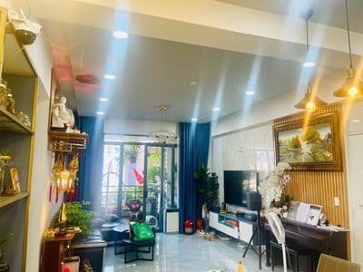 Hạ giá bán nhanh căn thuận việt 98m2(3pn) giá chỉ 5,8 tỷ.