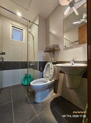 Chính chủ bán cc chung cư