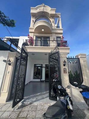 Bán nhà mới ngủ hành sơn