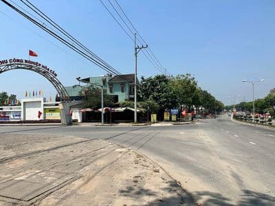 Bán đất mặt tiền đường trường sơn – cạnh cổng kcn hòa cầm - dt 5x25m