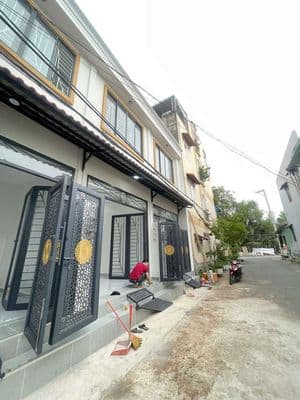 Cho thuê nhà 3pn hxh lê văn lương phước kiển