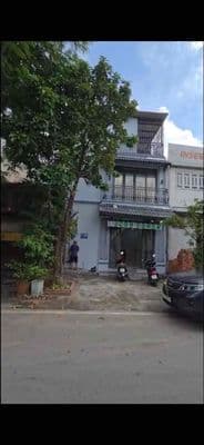 Nhà cho thuê NGUYÊN CĂN giá 10tr MẶT TIỀN ĐƯỜNG Q7